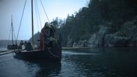 Op reis in nagemaakte Vikingschepen, Viking Warrior Woman